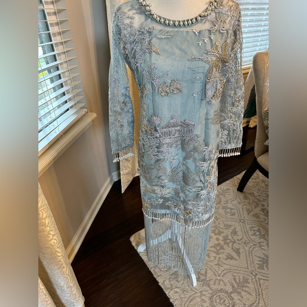Beautiful brand new Anum Jung designer 2 piece suit sky light blue women large